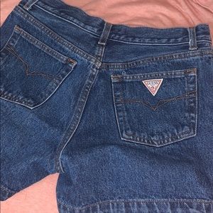 Size 29 guess shorts, very lightly used!!!